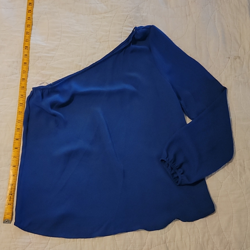 ShineStar Sleeveless with 1 Long sleeve Women Top